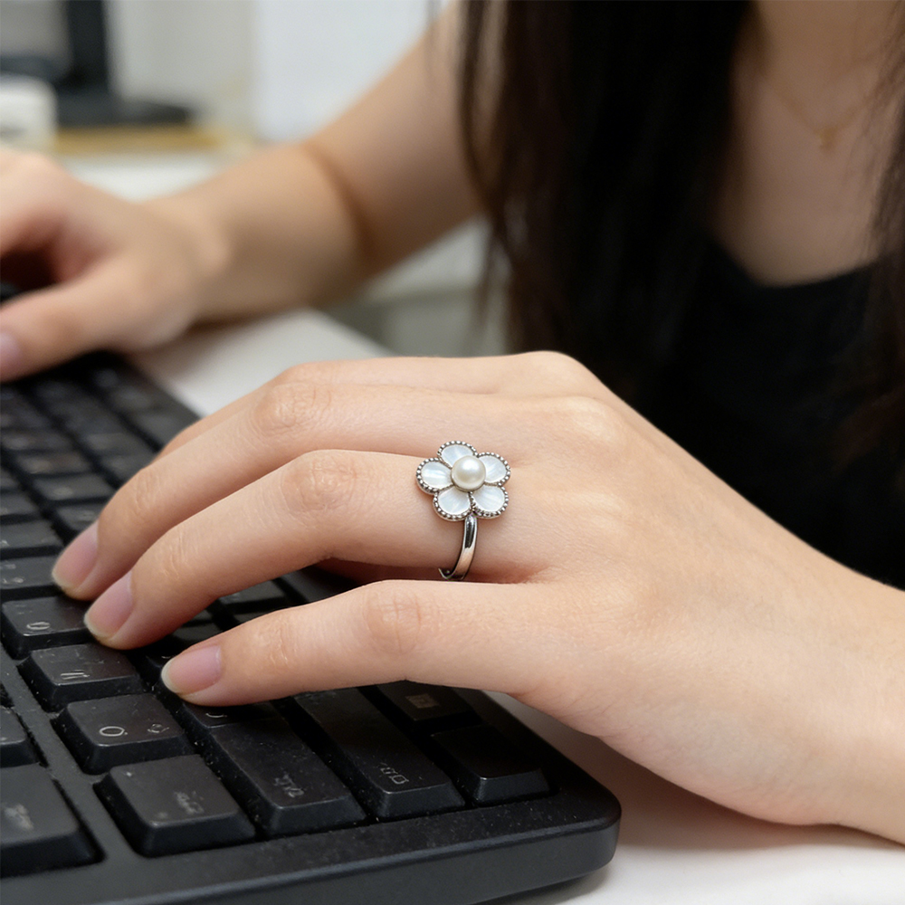 Vintage Ring With Of Pearl And - Formal Wear Jewelry For Women recension och pris