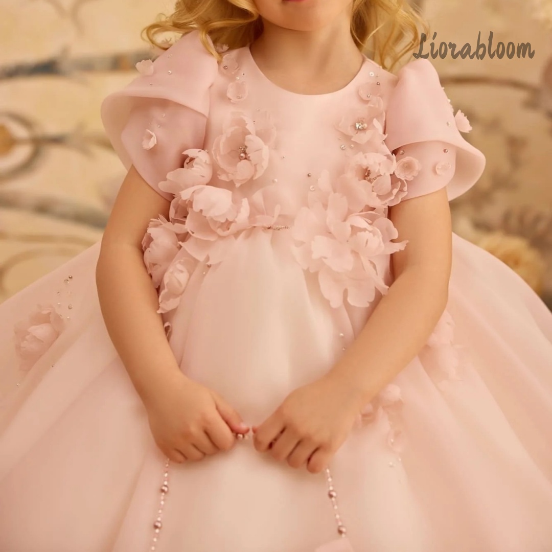 Customized Girls' Formal Wear  - Woman Formal Wear recension och pris
