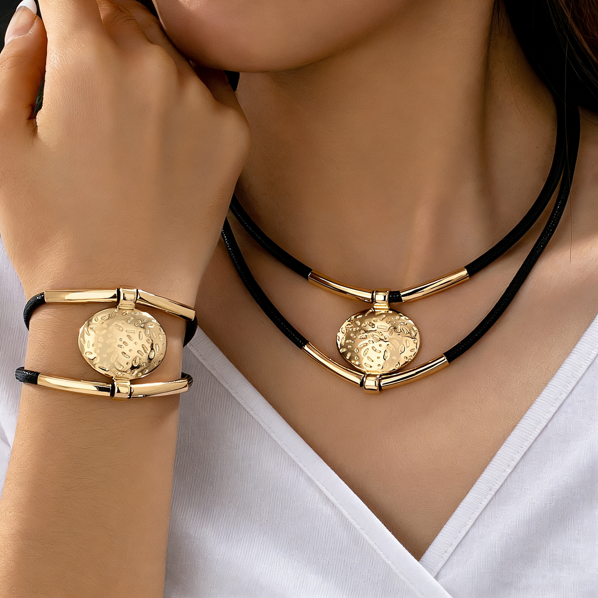 Elegant Oval Pendant Set Textu - Formal Wear Jewelry For Women recension och pris